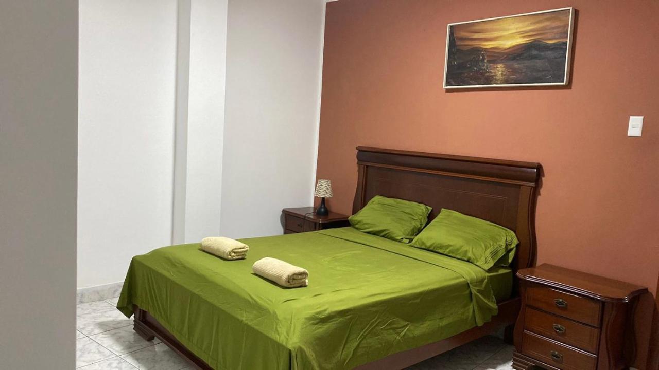 Apartamento Departamento A Pocos Minutos De Playa El Murcielago - Ecuador Manta